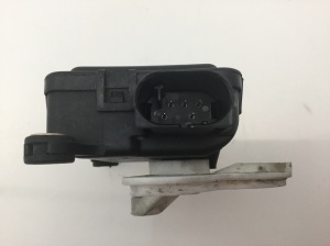 AUDI A6 C5 (1997–2005) Stellmotor Heizungsklappe 4B2820511C - 2