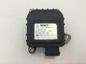 Stellmotor Heizungsklappe - 4B2820511C