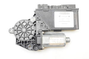 Volkswagen Touareg I (2002–2010) Priekšējo durvju logu pacēlāja motoriņš 0130821765 - 2