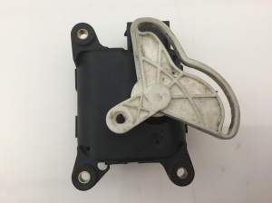 AUDI A6 C5 (1997–2005) Heater flap actuator 4B2820511C - 2