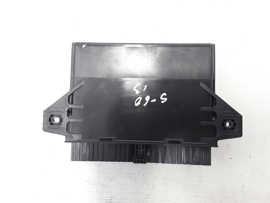 VOLVO S60 2 generation (2010-2020) Centrālās atslēgas / bloķēšanas vadības bloks 30659730 22315784