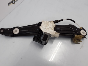 BMW 5 SERIES F11 (2010–2017) Aizmugurējo durvju logu pacēlājs 7182121 - 4