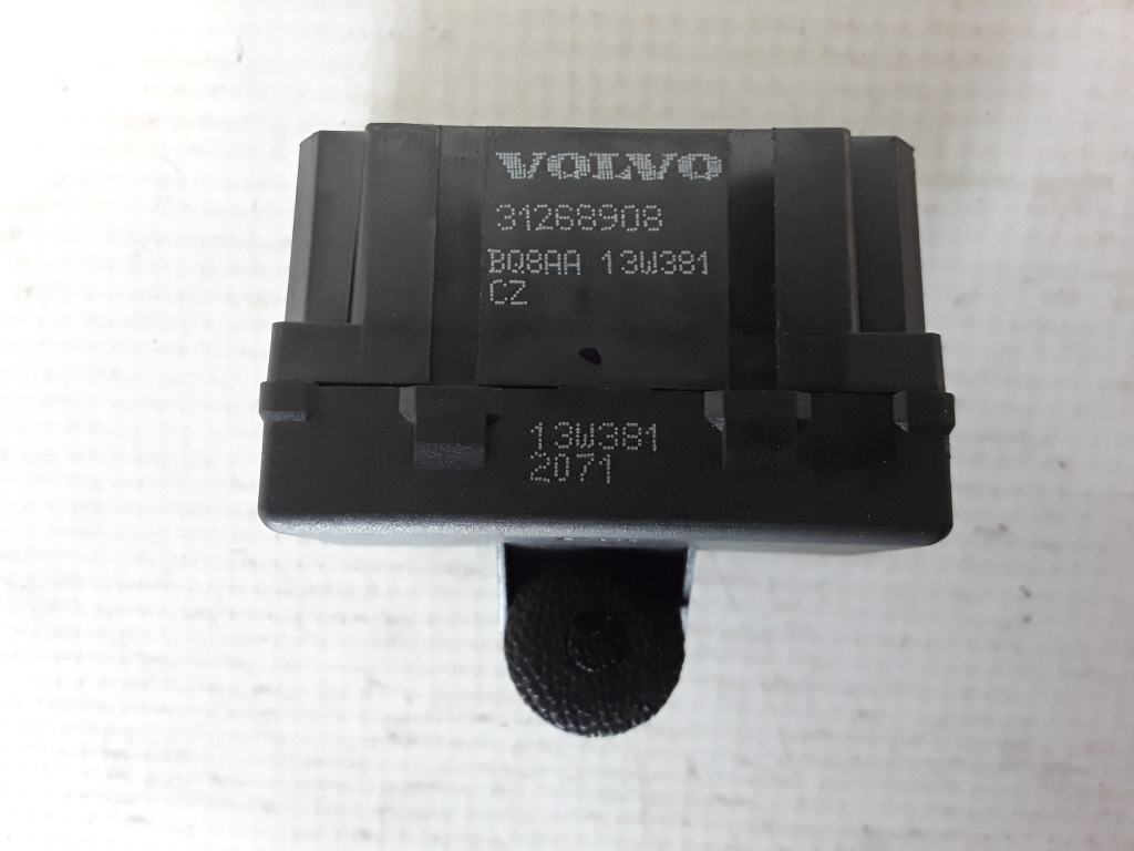 VOLVO S60 2 generation (2010-2020) Additional Inner Engine Parts 31268908 22316960
