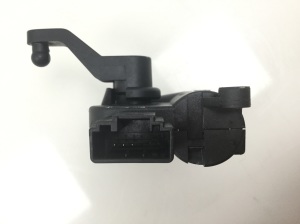 Volkswagen Golf V (2003–2009) Stellmotor Heizungsklappe 0132801320 - 3