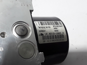 VOLVO V70 III (2007–2017) ABS plokk 31423347 - 3