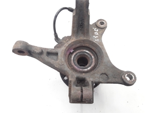 Dacia Dokker (2012–2017) Front wheel hub and its parts 400110096R - 2
