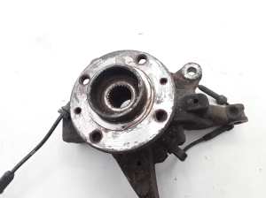Dacia Dokker (2012–2017) Front wheel hub and its parts 400110096R - 4
