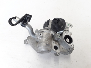  EGR valve 