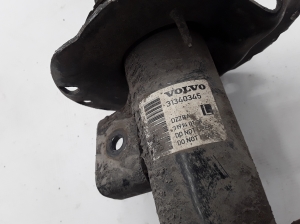 VOLVO V70 III (2007–2017) Eesmine amortisaator 31317809 - 3