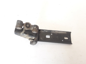 NISSAN Primastar X83 (2001–2014) Lükandukse kinnitus 7700312372 - 3