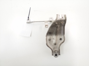 Mercedes Benz E-Class W213 (2017–2026) Turbo kinnitus A6540960045 - 3