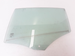  Glass rear side door 