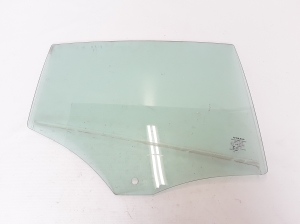  Glass rear side door 