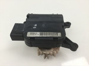 Stellmotor Heizungsklappe - 1K0907511C