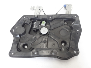 Front door window regulator - 807207736R