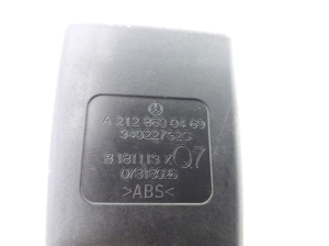 Mercedes Benz E-Class W212 (2009–2015) Sicherheitsgurtschloss hinten A2128600469 - 2