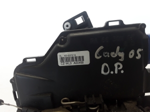 Volkswagen Caddy III (2004–2015) Esiukse lukk 3D1837016 - 4