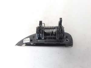 Dacia Logan II (2012–2026) Front door external opening handle and its details - 2