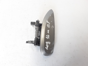 Dacia Logan II (2012–2026) Front door external opening handle and its details - 3