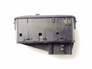 Opel Corsa D (2006–2014) Schalter el. Fensterheber hinten 13258522AD - 4
