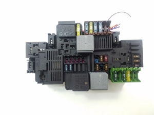   Fuse block holder under the hood 