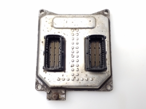 Opel Vectra C (2002–2008) Engine control unit 55355631 - 2