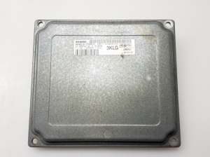 Ford Focus (2004–2011) Engine control unit 5M5112A650FG - 3