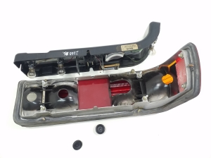 Mercedes Benz SL-Class 107 (1971–1989) Eckleuchte hinten A1078201664 - 2
