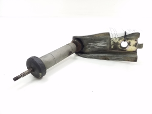 Mercedes Benz SL-Class 107 (1971–1989) Engine bracket with mount - 2