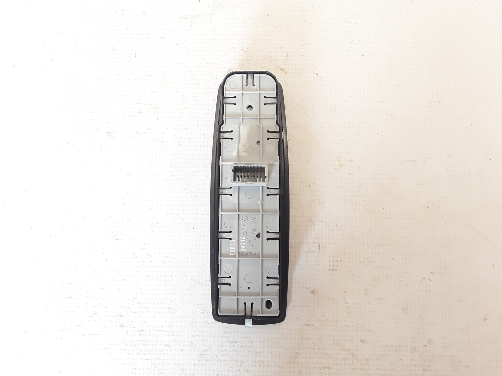 RENAULT Laguna 3 generation (2007-2015) Front Left Door Window Switch 809610006R 22317070