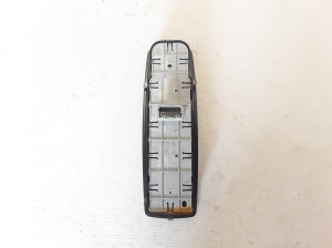 RENAULT Laguna III (2007–2015) Esiukse klaaslüliti 809610006R - 2