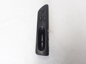 Front door glass switch - 7700875647