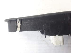 RENAULT Modus (2004–2012) Fensterheberschalter vorne 8200277630 - 4