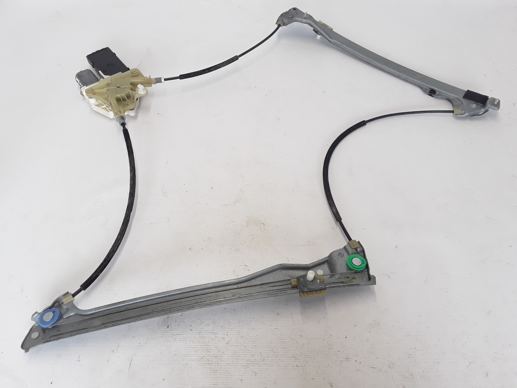 RENAULT Laguna 3 generation (2007-2015) Front Right Door Window Regulator 807000002R 22317055