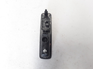 RENAULT Laguna III (2007–2015) Tagumise külgukse aknalüliti 82944002R - 3