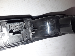 RENAULT Laguna III (2007–2015) Tagumise külgukse aknalüliti 82944002R - 3