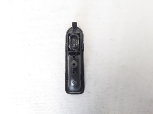 RENAULT Clio III (2005–2012) Schalter el. Fensterheber hinten 8200234357 - 2