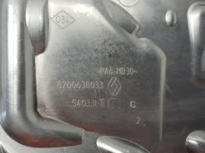 RENAULT Laguna III (2007–2015) Mootori ilukate 8200638033 - 2