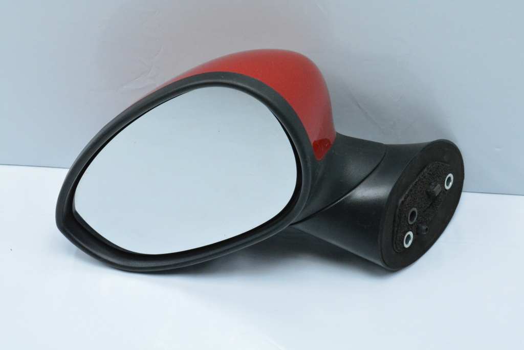 Used FIAT 500 Side mirror and its details