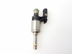  Fuel injector 