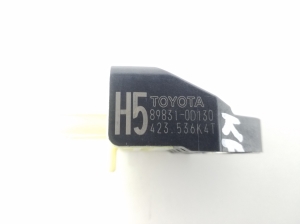 TOYOTA Yaris (2011–2020) Airbag sensor 898310D130 - 3