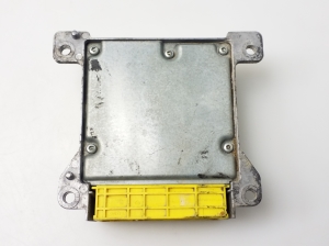 Mercedes Benz C-Class 204 (2007–2014) Turvapadja moodul A2048706826 - 2