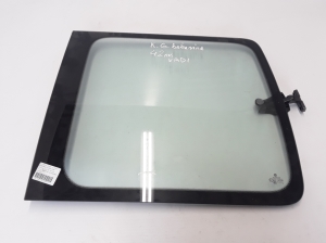 Rear quarter glass - 2K0845331D
