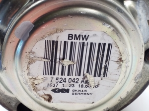 BMW X3 E83 (2003–2010) Tagumine veovõll ja selle osad 7524042 - 3