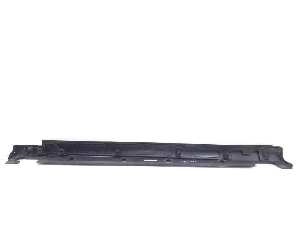 MERCEDES-BENZ M-Class W166 (2011-2015) Наружний пластиковый порог правый A1666900440 20371202