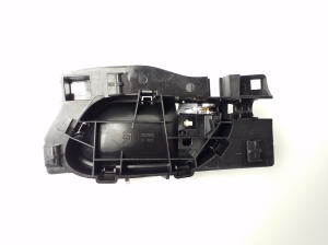 Peugeot 2008 (2013–2026) Front door inner handle 96555516VV - 3