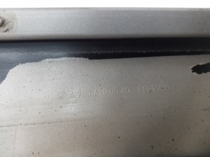 Mercedes Benz CLC-Class 203 (2001–2007) Karbi välimine ilupaneel A2036900540 - 2
