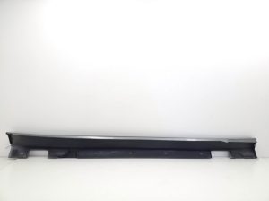 Mercedes Benz E-Class W212 (2009–2015) Karbi välimine ilupaneel A2126900740 - 2