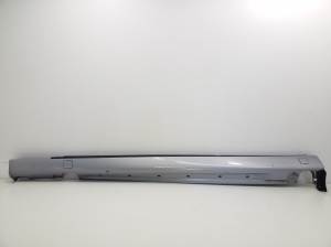 Karbi välimine ilupaneel - A2206900140
