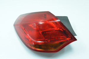 Opel Astra J (2009–2017) Eckleuchte hinten 13306459 - 5